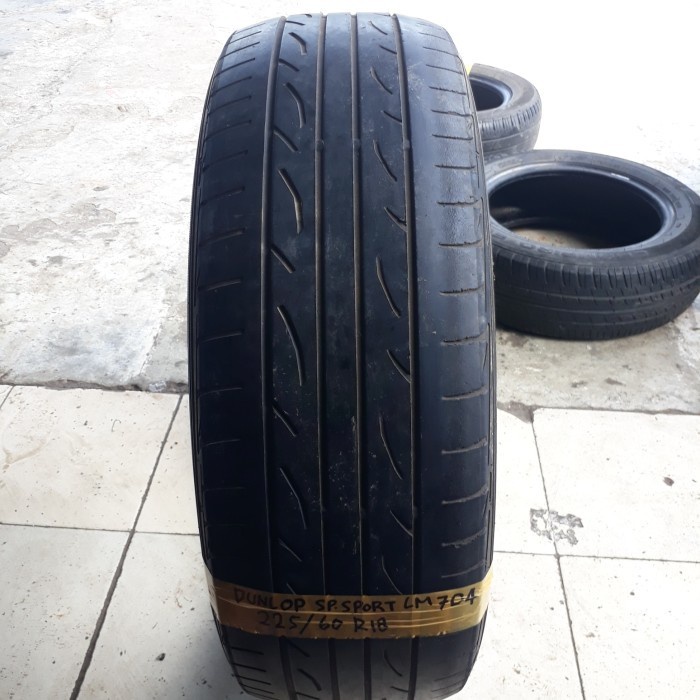 BAN DUNLOP SP SPORT LM 704 225/60 R18