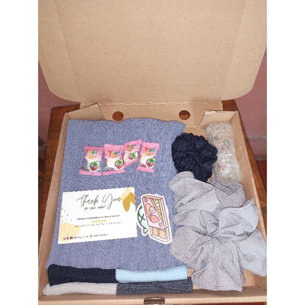 

GIFTBOX/BIRTHDAY GIFTBOX/HADIAH ULTAH/AANIVERSARY
