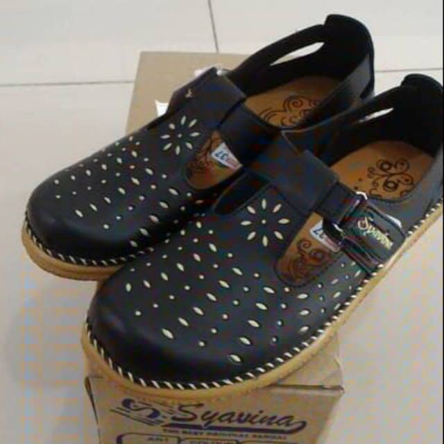 sepatu flat wanita kerja kantor