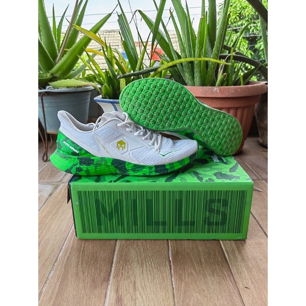 Running Shoes Mills Treximo Omega Special Edition Garuda