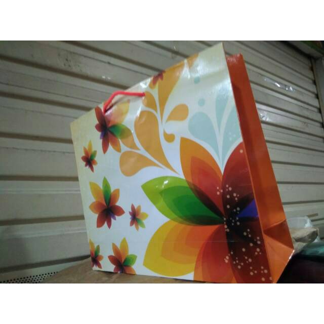 

paper bag polio bunga terlaris & murah isi 12 pcs/bahan tebal dijamin