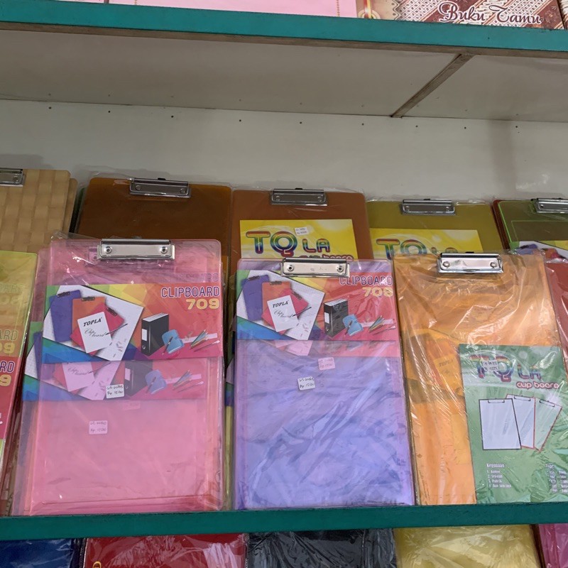 

CLIP BOARD / PAPAN DADA TOPLA