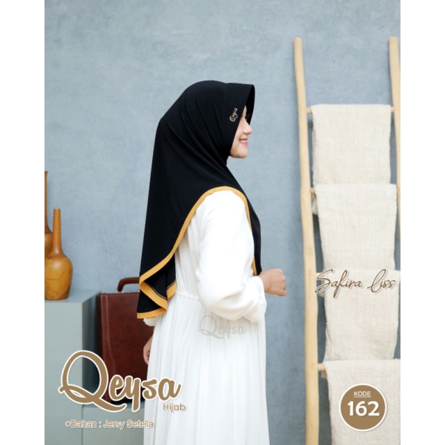 qeysa hijab kode 162/ jilbab bergo safira liss