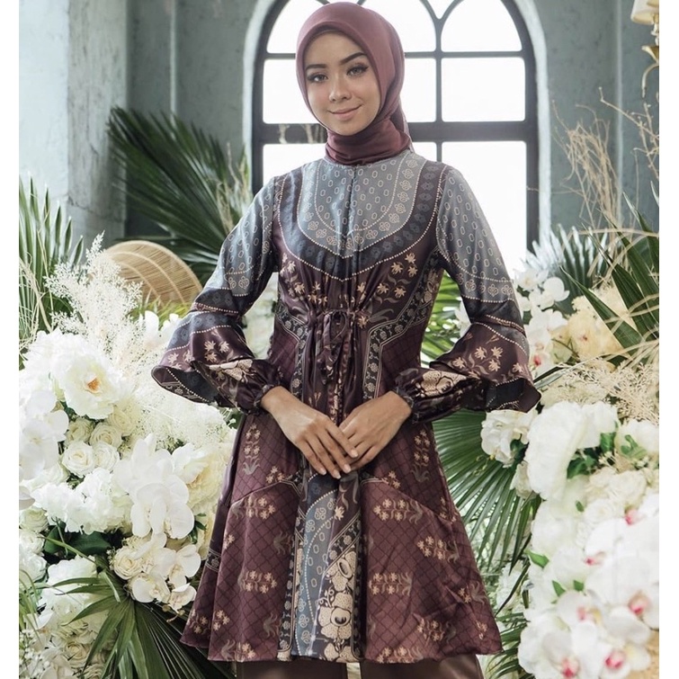 Rafflesia Tunik Red Velvet S Wearing Klamby (Preloved) Wearingklamby WK