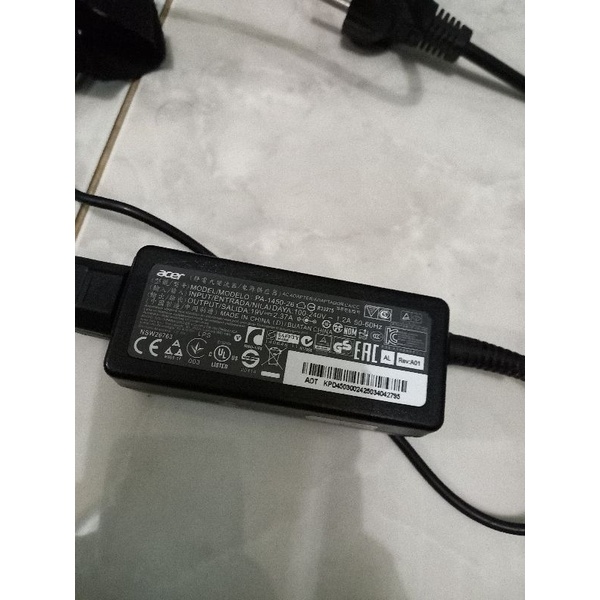 Charger Laptop Acer Aspire E14 E5-475-36MF CORE i3 (Original)