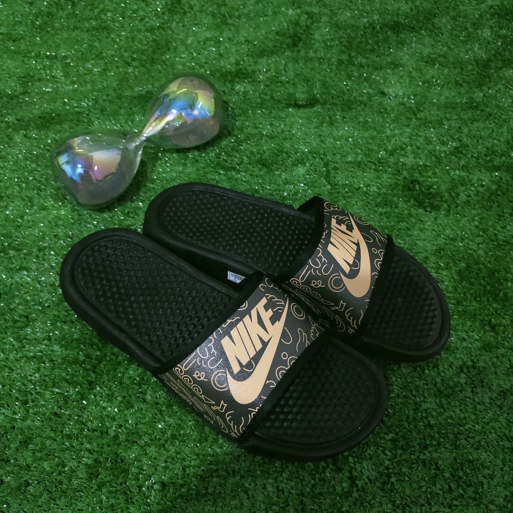 Slip on Sandal Pria Anti Licin Ringan NK BATIK