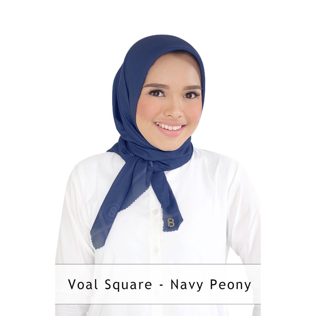 Basic Voal Navy Peony