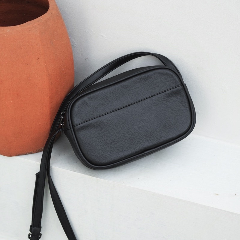 Moza Sling Bag