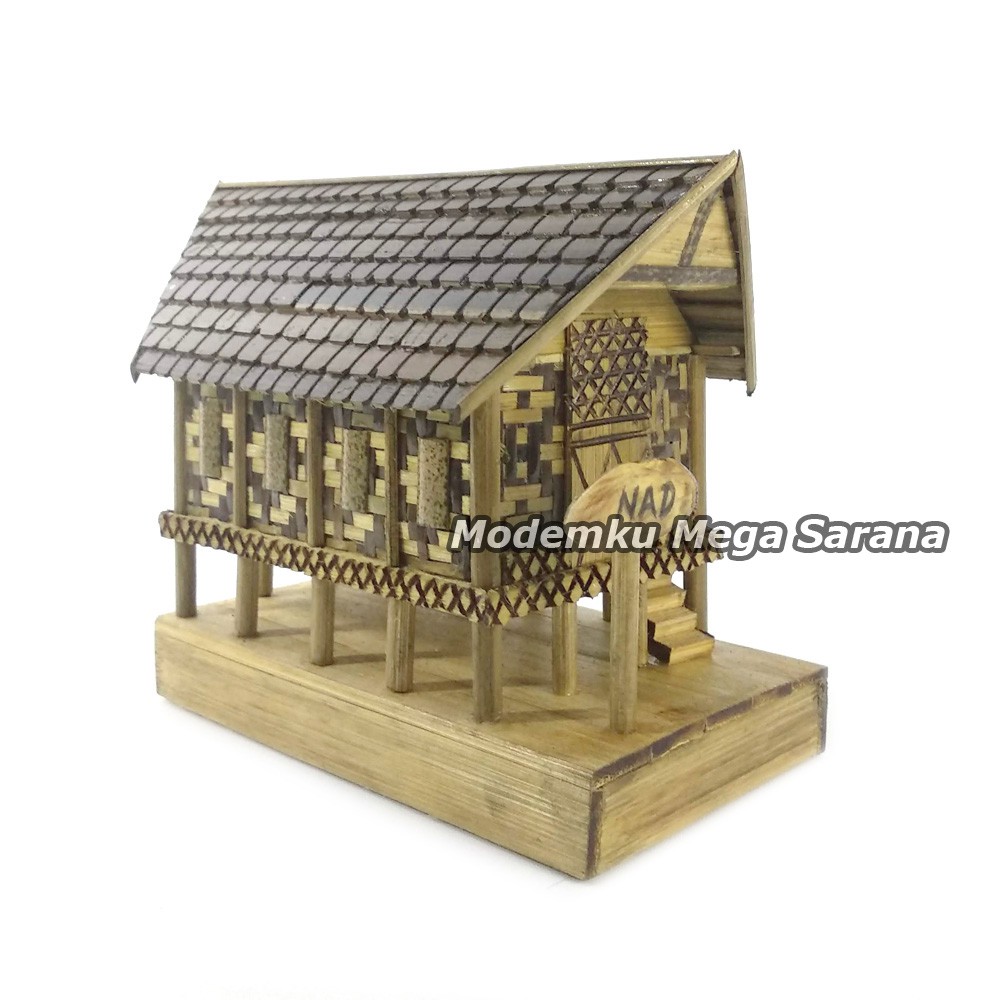 Miniatur Rumah Adat Aceh dari bambu - 14x12x12cm