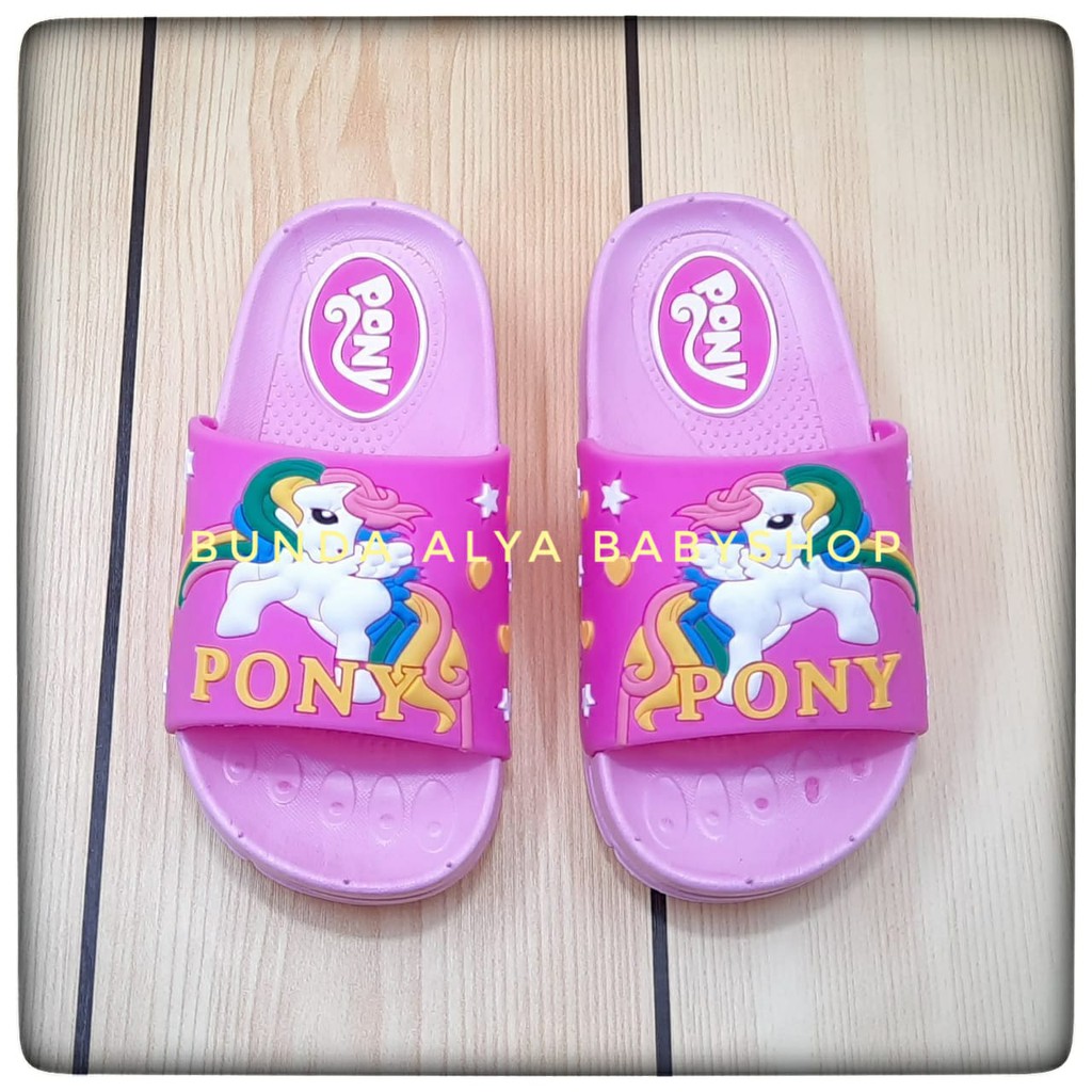 Sendal Anak Perempuan Karet Usia 5 Tahunan IMPORT Unicorn - Sandal Anak Harian Anti Licin PINK 33