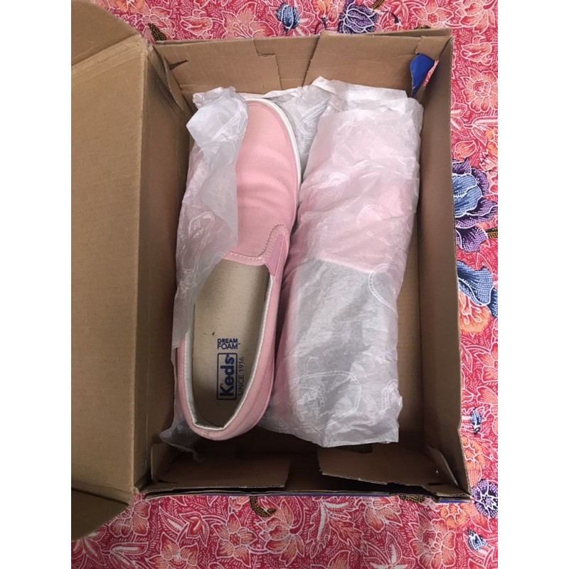 Keds Sepatu Wanita ( Slip On Pink )