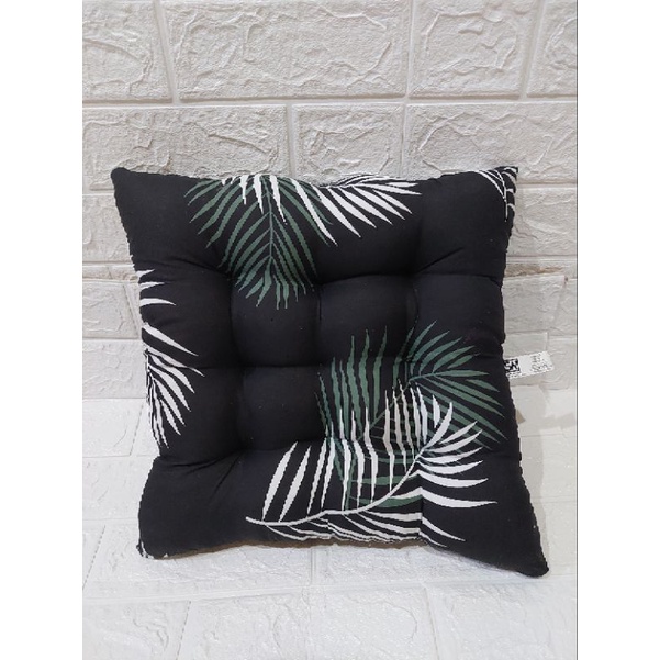 BANTAL ALAS DUDUK  KATUN PILLOW 35  &quot; Bahan katun