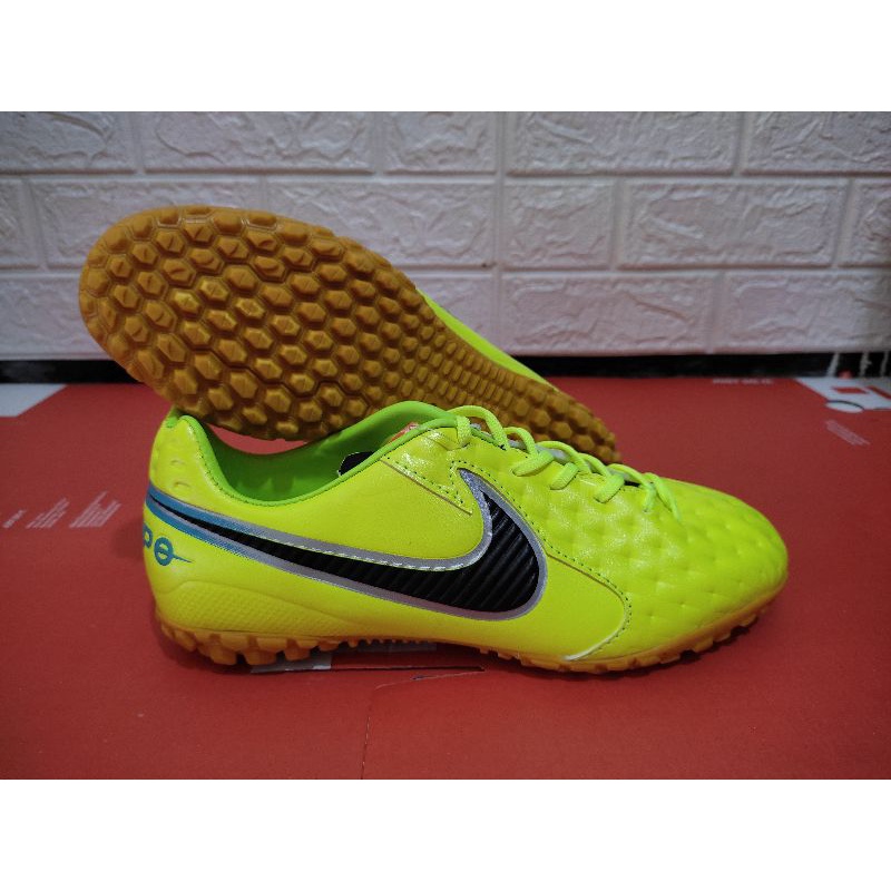 SEPATU FUTSAL NIKE TIEMPO SOL GERIGI
