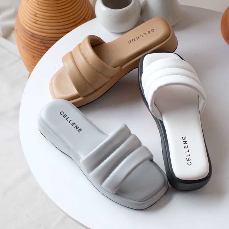 𝗖𝗘𝗟𝗟𝗘𝗡𝗘 Cluffy Sandal Platform