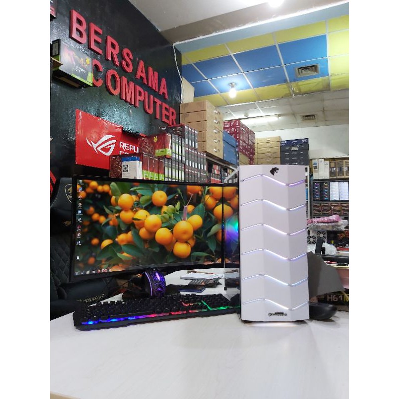 PC gaming  i7  VALORANT~ PUBG ~ GTA V ~ editing render  MONITOR full set SIAP PAKAI