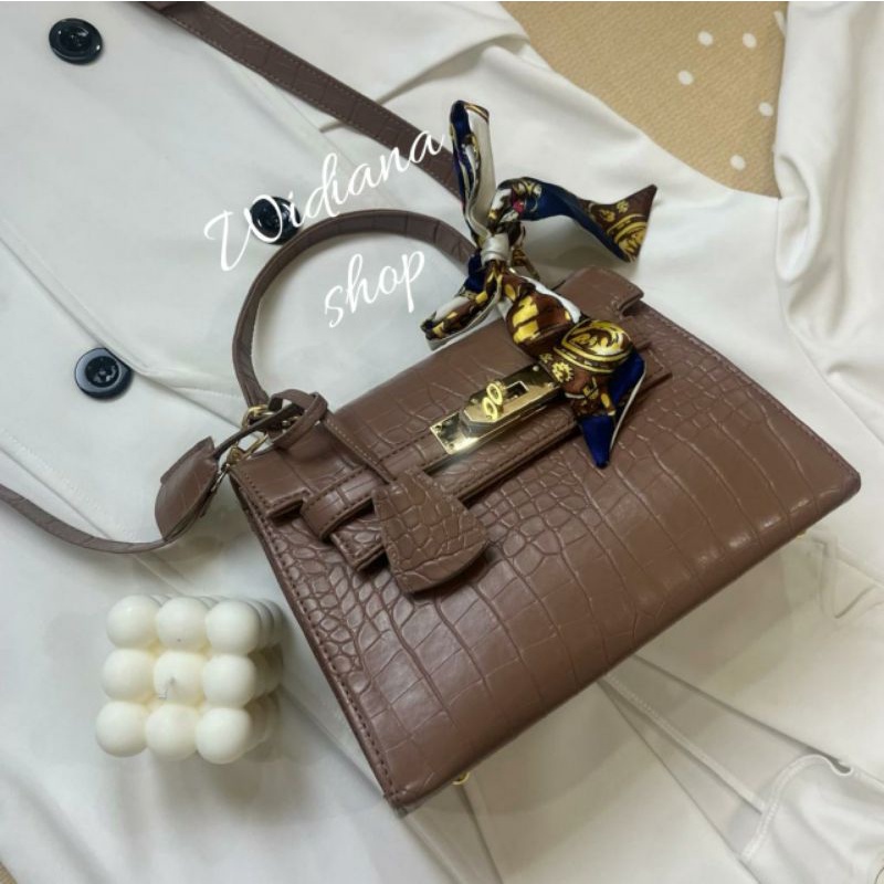 (Seli Bag)Widiana Tas Selempang Wanita Fashion Sling Bag Women Shoulder Bag