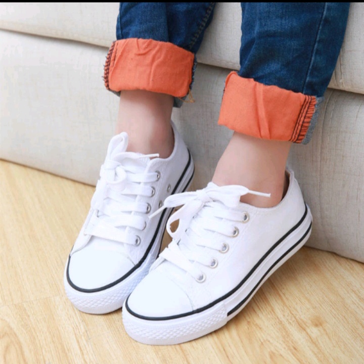 TERBARU!!!HARGA GROSIR JUAL ECERR SEPATU PUTIH ANAK PEREMPUAN DAN LAKI LAKI SEPATU SNEAKERS KASUAL