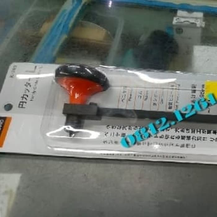 

KANZAWA K-703 Pemotong Paking Flens Gasket Cutter 95-610 mm Japan