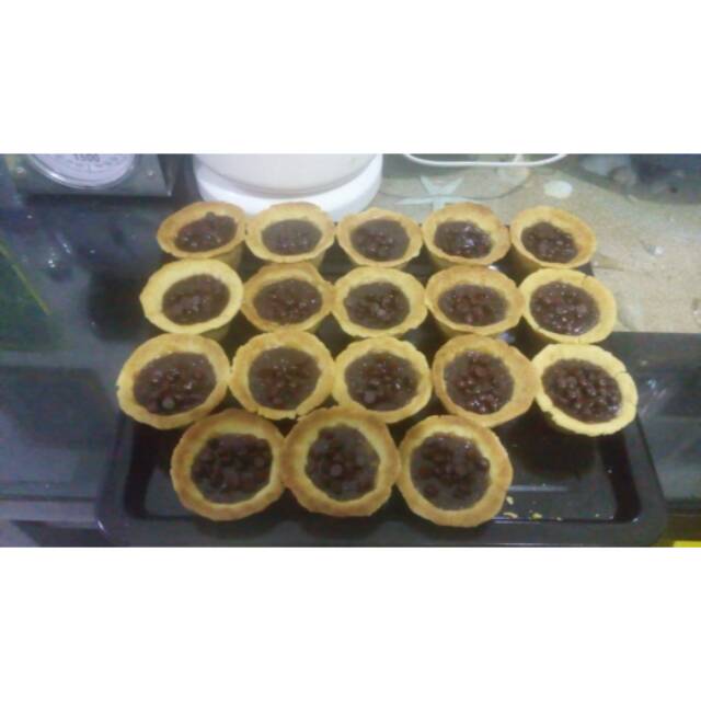 

MILK PIE CHOCO 10 PCS AND BERLAKU KELIPATAN 10 PCS.