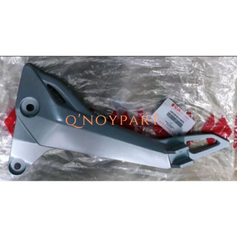 Breket footstep belakang Kanan New Shogun 125RR/FL125 Silver