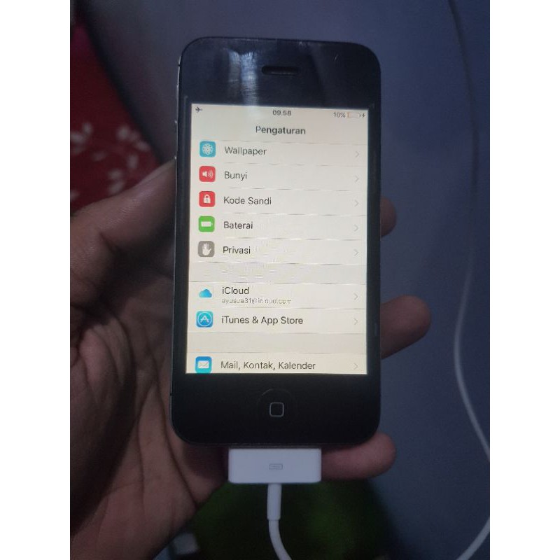 Iphone  4S 16GB Minus