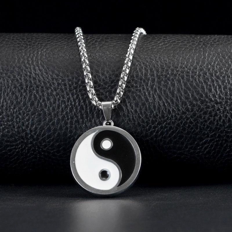 Kalung Liontin Yin Yang Tai Chi Bahan Stainless Steel Gaya China Untuk Pria Dan Wanita