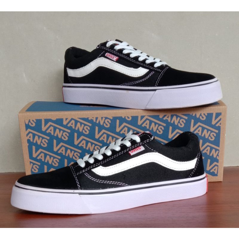 (free box vans)sepatu vans  old skool classic black white sepatu vans premium classic hitam putih