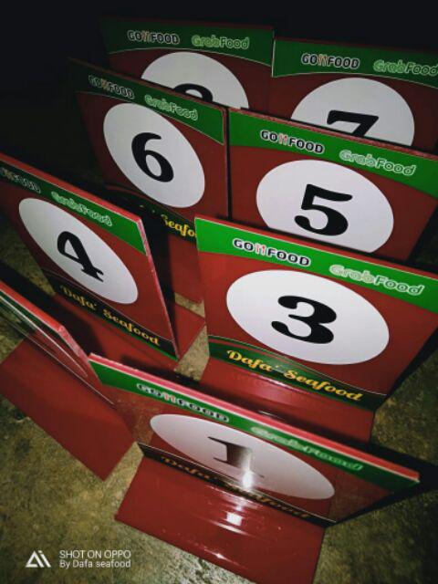 Nomor Meja Makan Murah