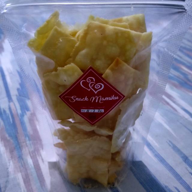 

Snack Mamiku Varian Bawang