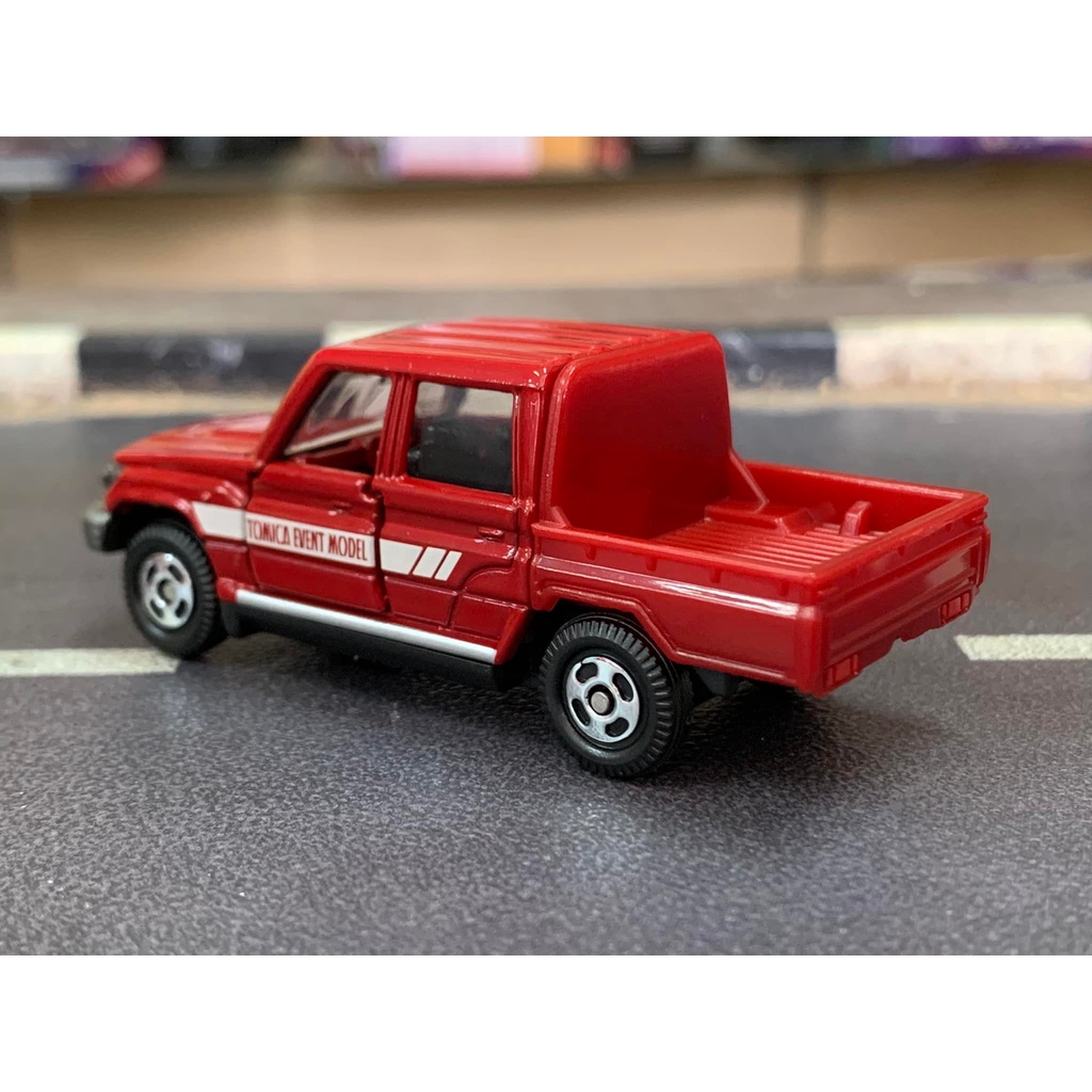 Tomica Event Model 11 Toyota Land Cruiser Merah