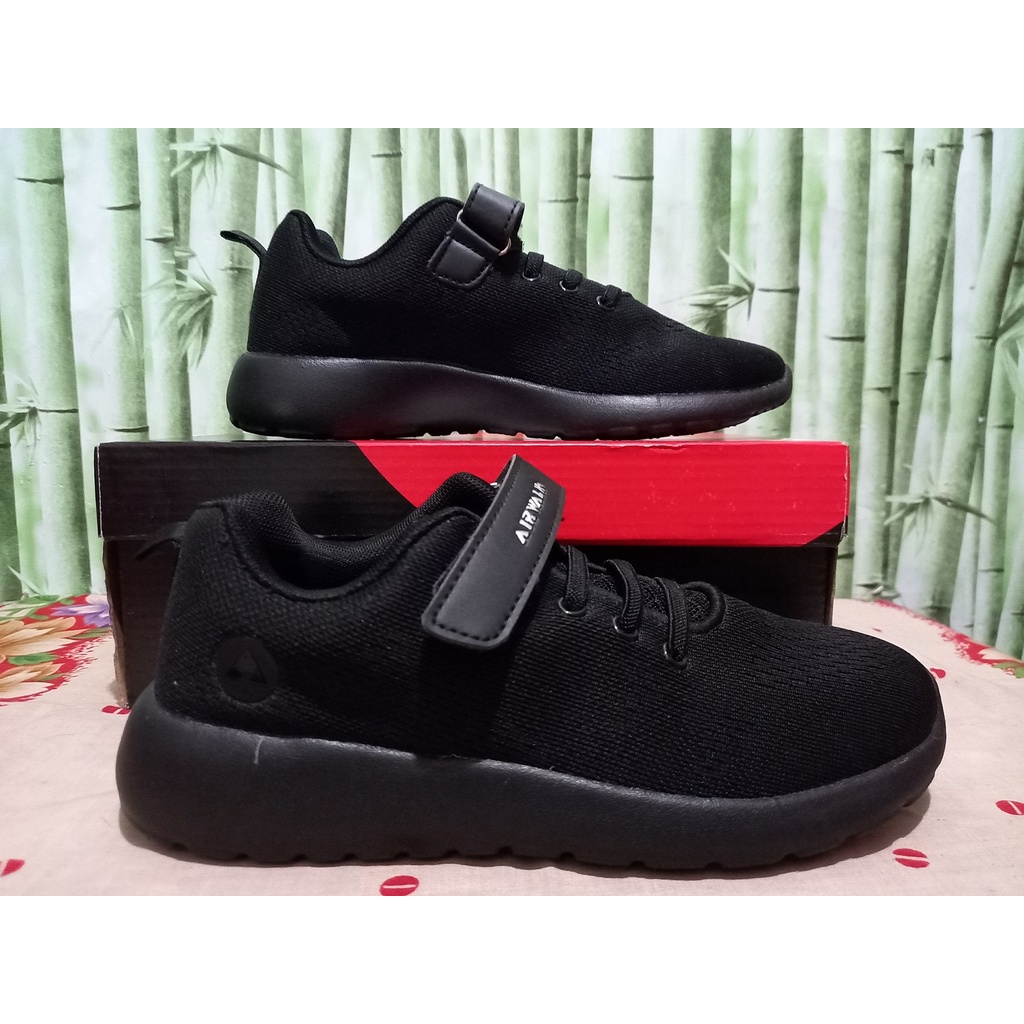 Sepatu Sneakers Anak Sekolah AIRWALK Jayden Original Mono Black