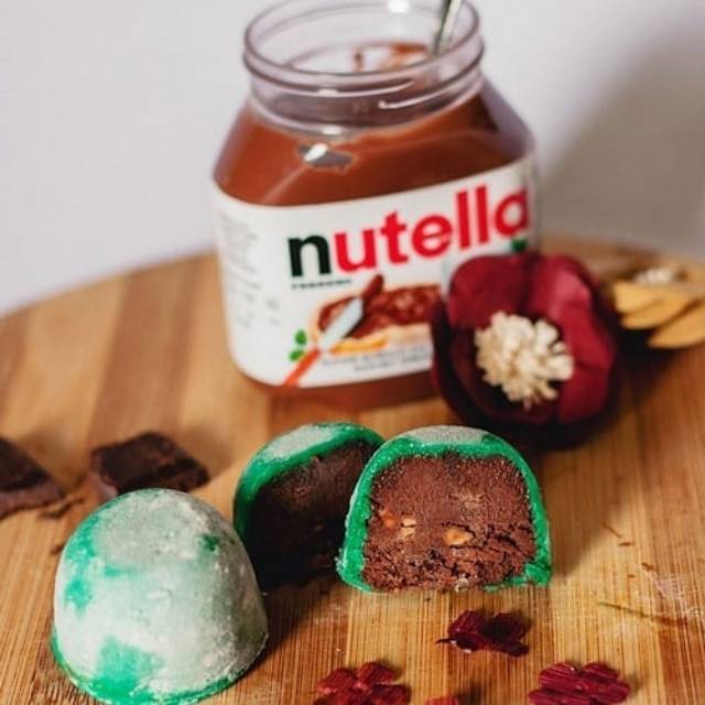 

Mochi ice cream cake premium