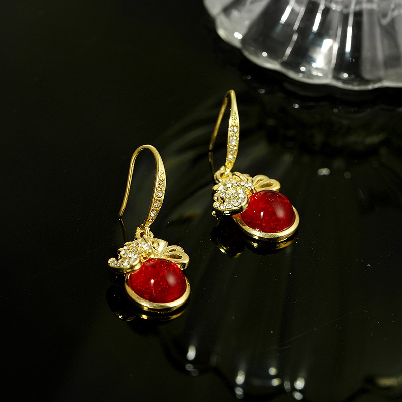 Korea fashion Opal SHANZUAN dompet Bersih red elegance retro court anting-anting Korea gaya chic dan