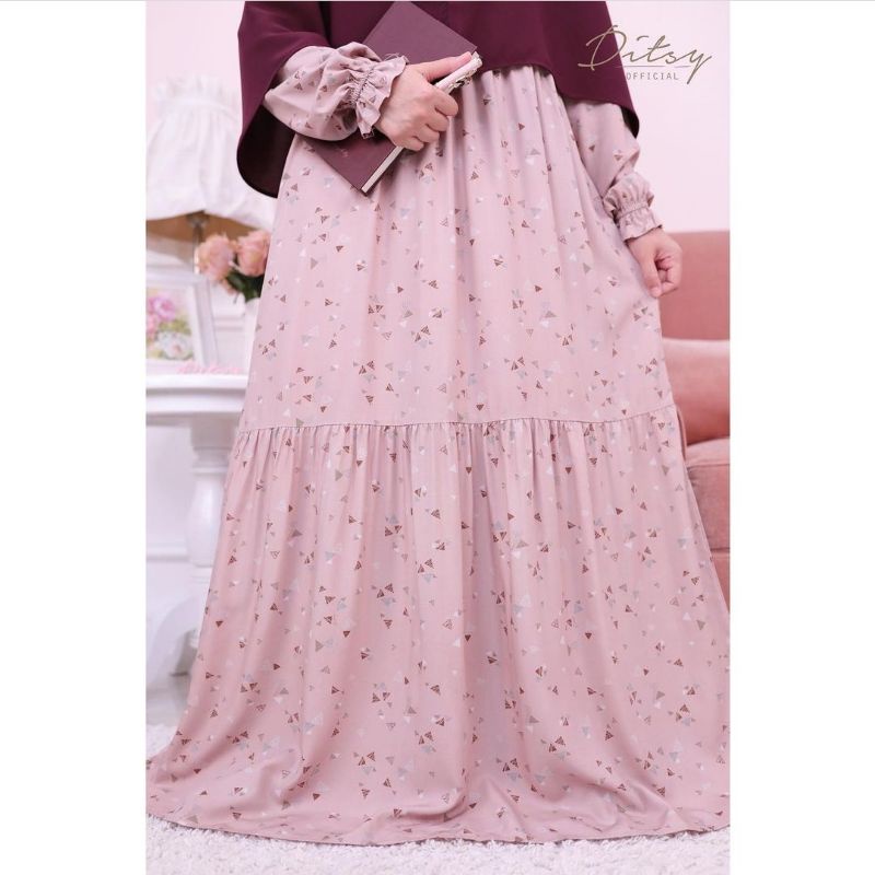 Navya Dusty Pink Size S by Ditsy official