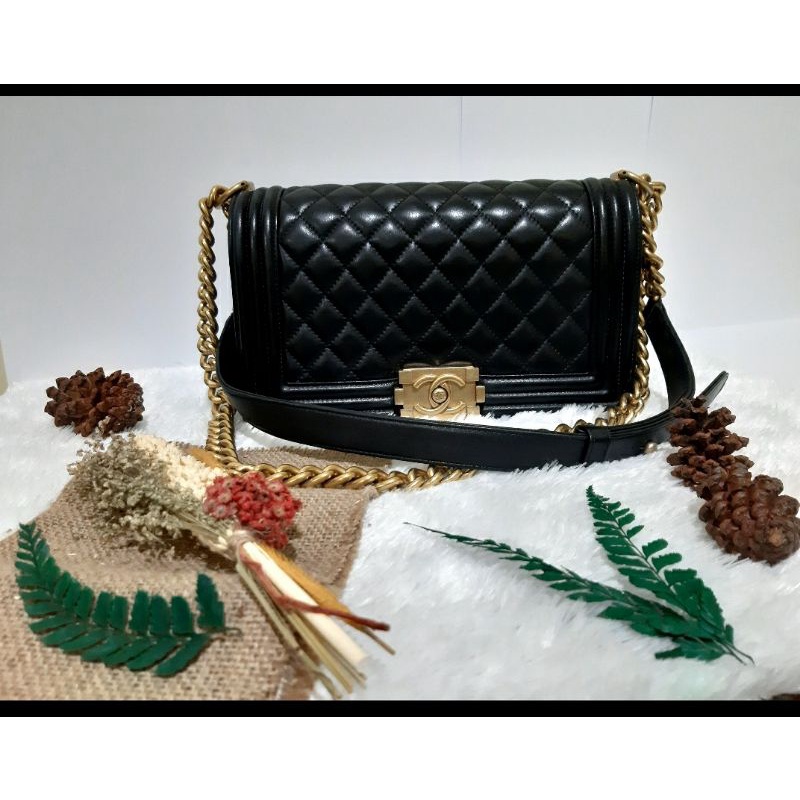 [PRELOVED] Chanel Boy Sling Bag