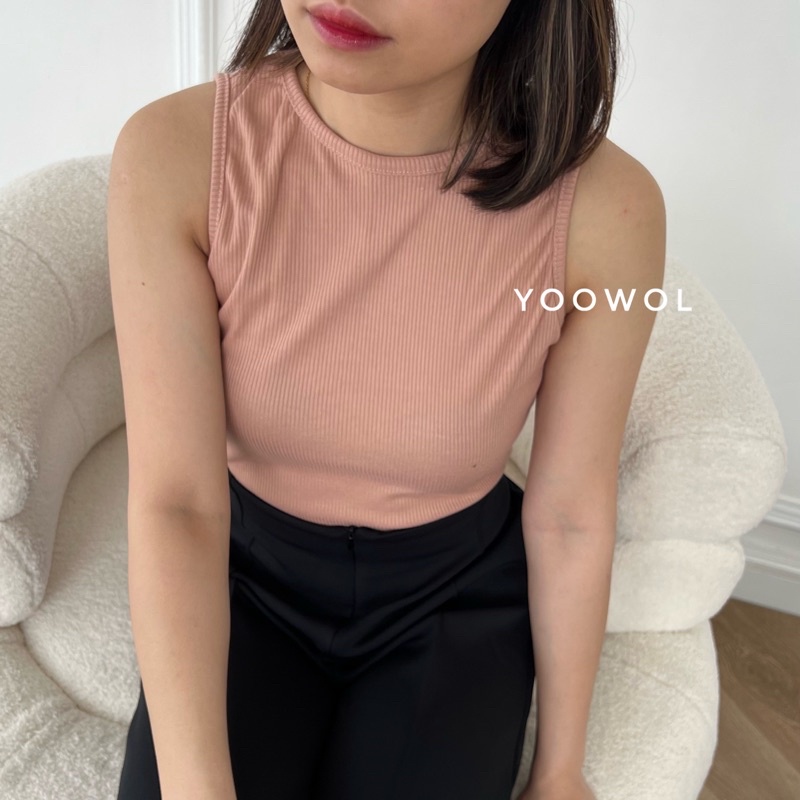 Vlyn Crop Top/ Atasan Crop/ Tanktop Basic