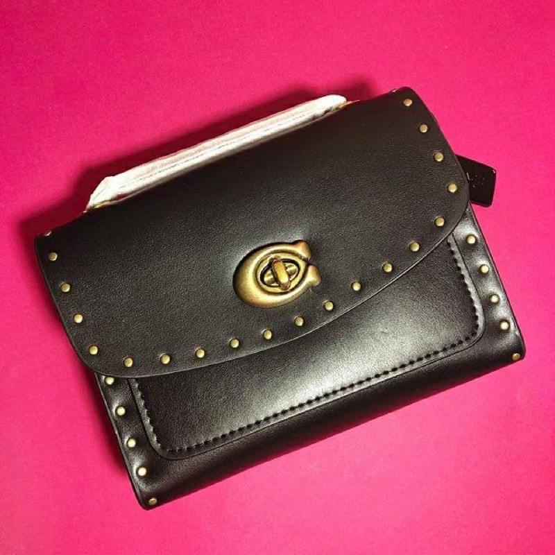 COACH PARKER 18 WITH RIVETS - BLACK