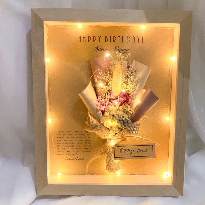 Dried Flower in frame 8R 3D with LED / bunga kering di pigora 8R 3D dengan lampu ( FREE BOX )