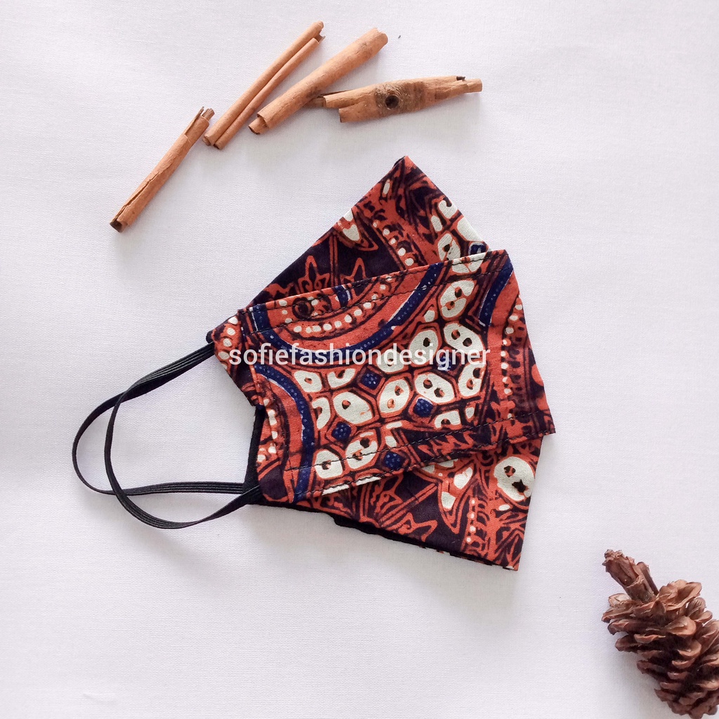 Masker Kain 3D Motif Batik Warna Cokelat Cantol by Sofie Fashion Designer