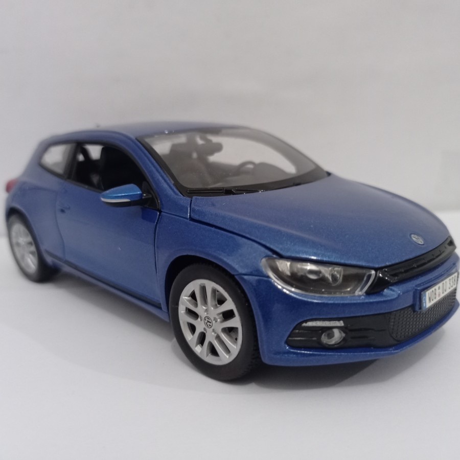 Diecast VW scirocco biru Welly 1:24 mainan anak miniatur mobil sport murah