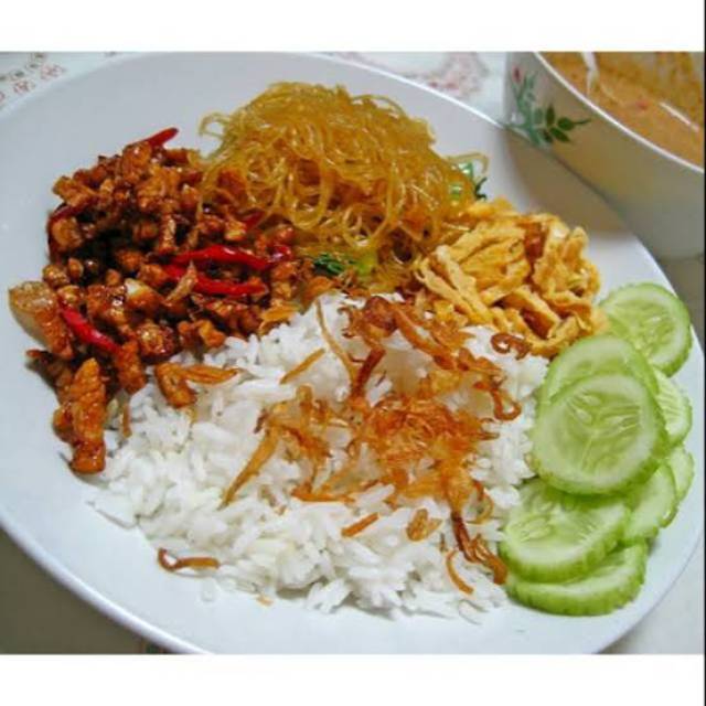 

Nasi uduk sambal kacang