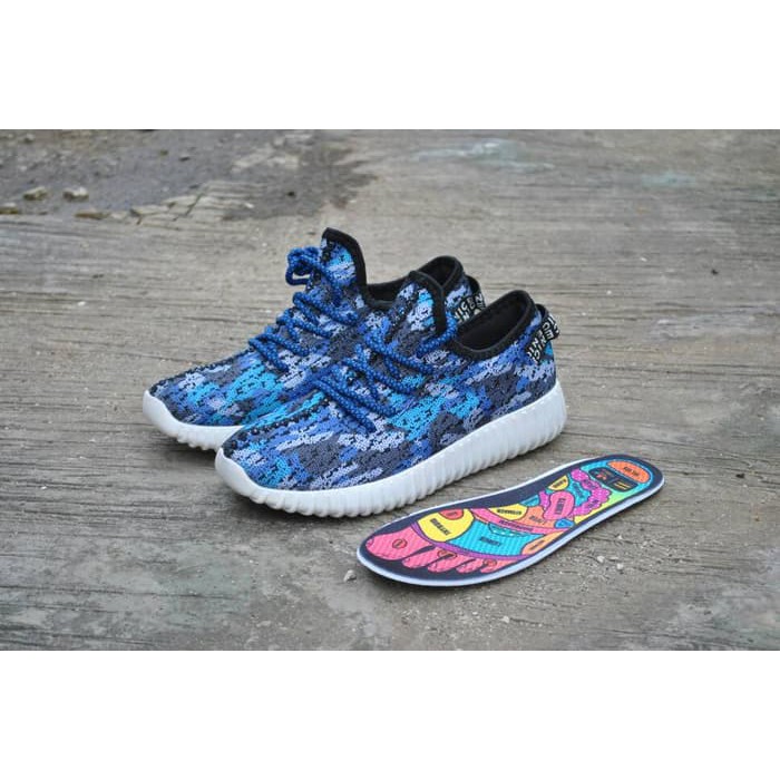 Terlaris {jso} SEPATU ADIDAS YEEZY SIZE WANITA./ SEPATU JOGING /SEPATU GYM