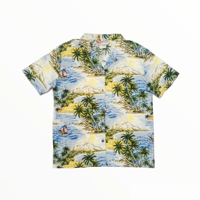 Kemeja Hilo Hattie The Hawaiian Original