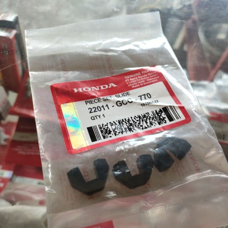 PIECE SLIDE BEAT, SCOOPY, SPACY. 22011-GCC-770 Piece Slide