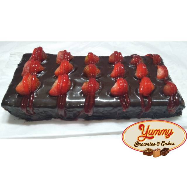 

Brownies Coklat Lumer Strawberry