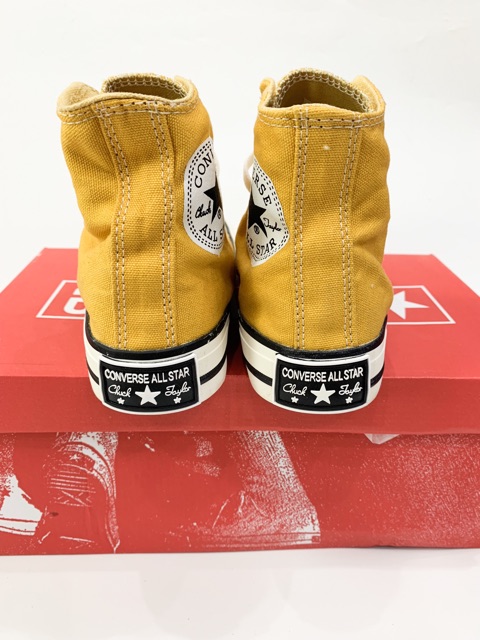 SEPATU CNVRS CLASSIC CTAS 70's HIGH UNISEX SNEAKERS - YELLOW-3