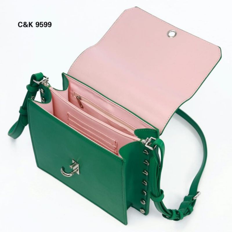 Tas Charles & Keith selempang