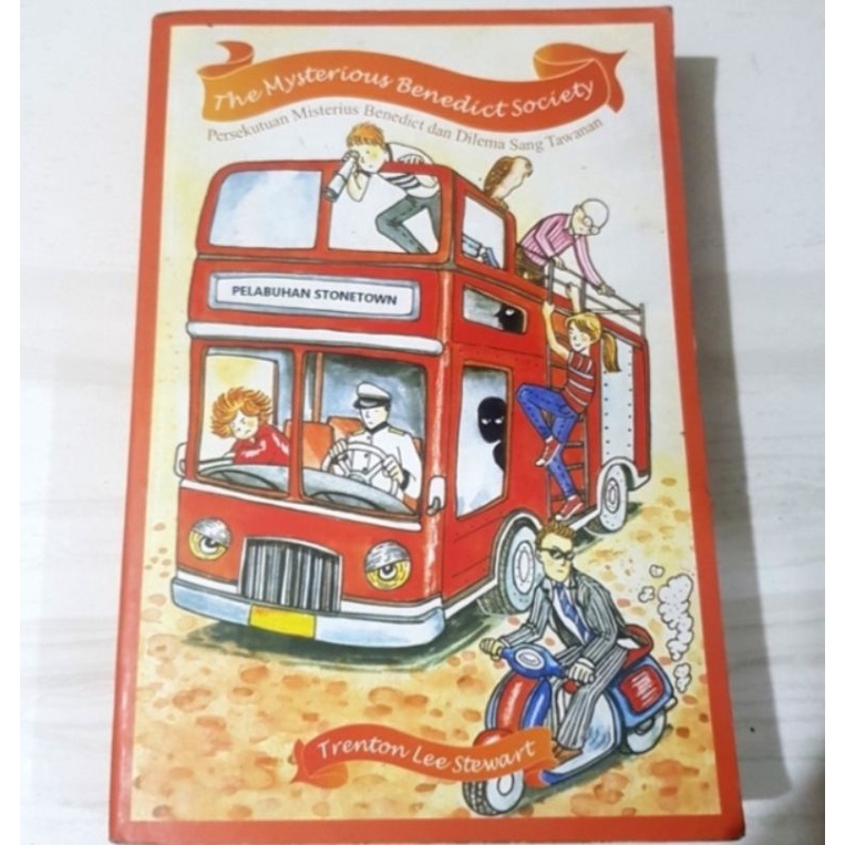 The mysterious benedict society, Trenton Lee Stewart