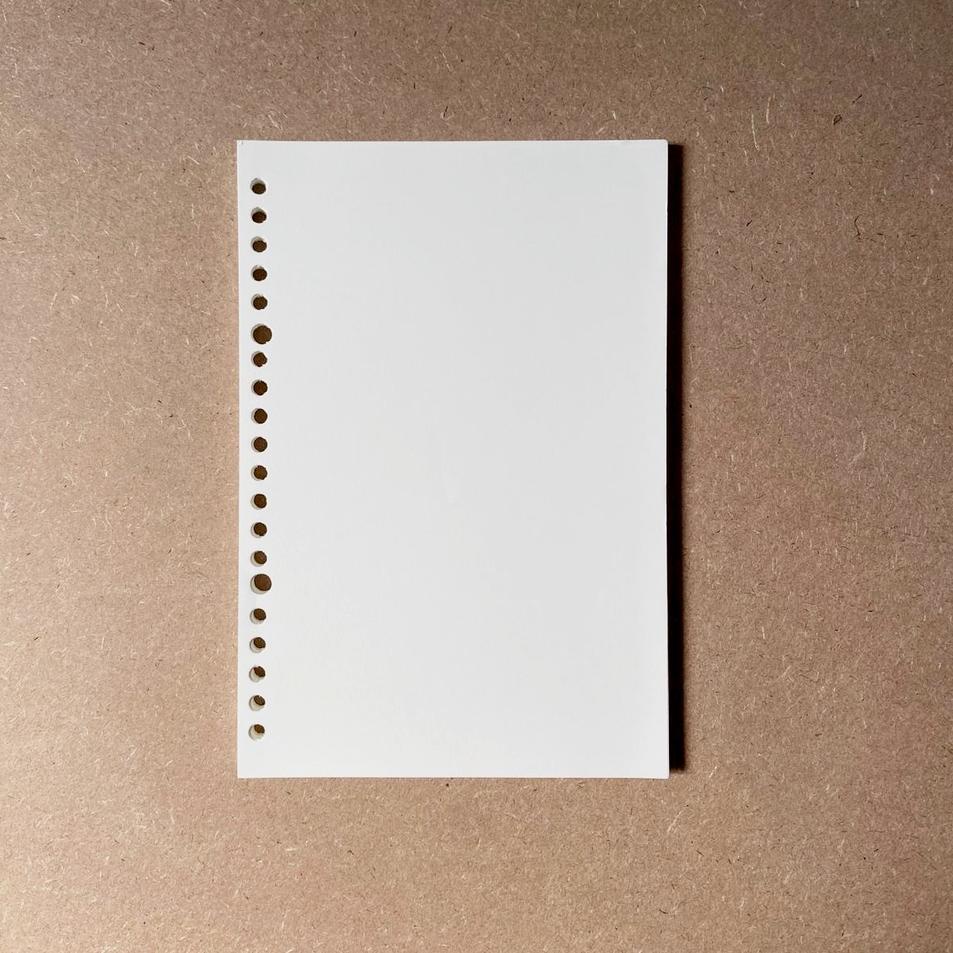 

Yang dinanti-- [THE UNIVERSE] 100gsm Isi Binder A5 6 Lubang 20 Lubang Polos Bergaris Refill Kertas Loose Leaf - ST012