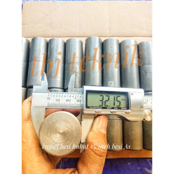 engsel besi bubut 1¼ inch besi As p 9 cm